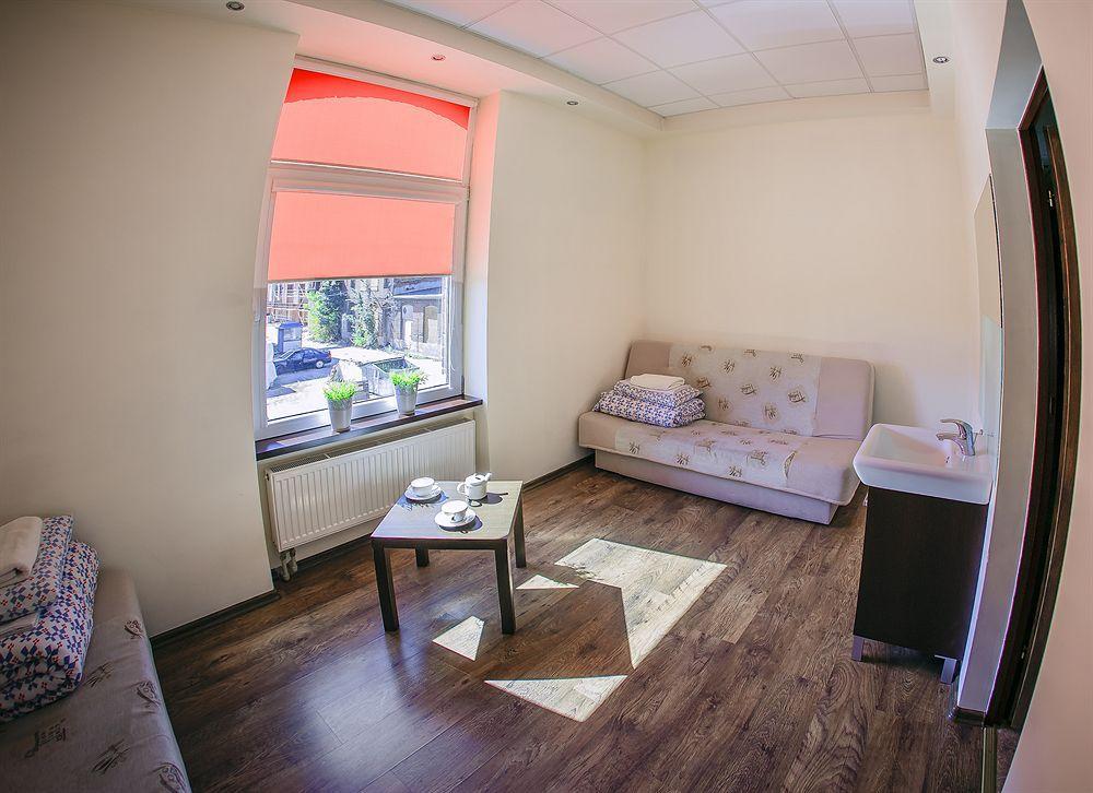 Boutique Hostel Лодзь Экстерьер фото