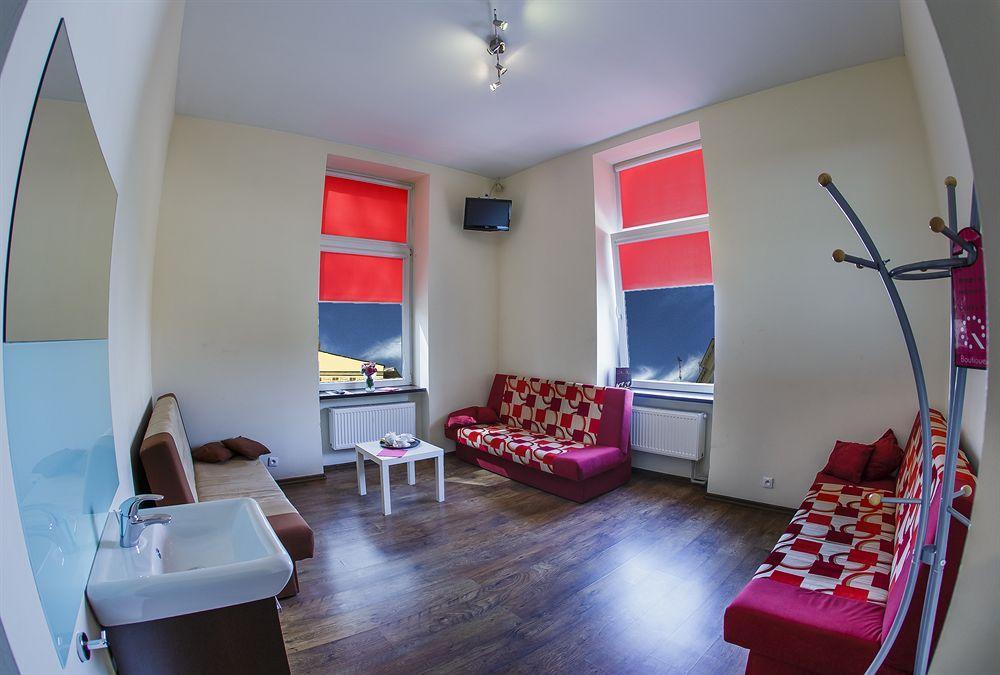 Boutique Hostel Лодзь Экстерьер фото
