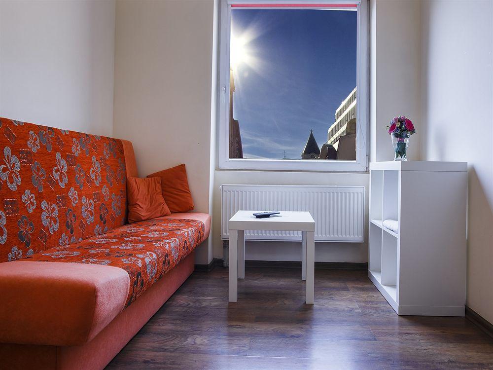 Boutique Hostel Лодзь Экстерьер фото