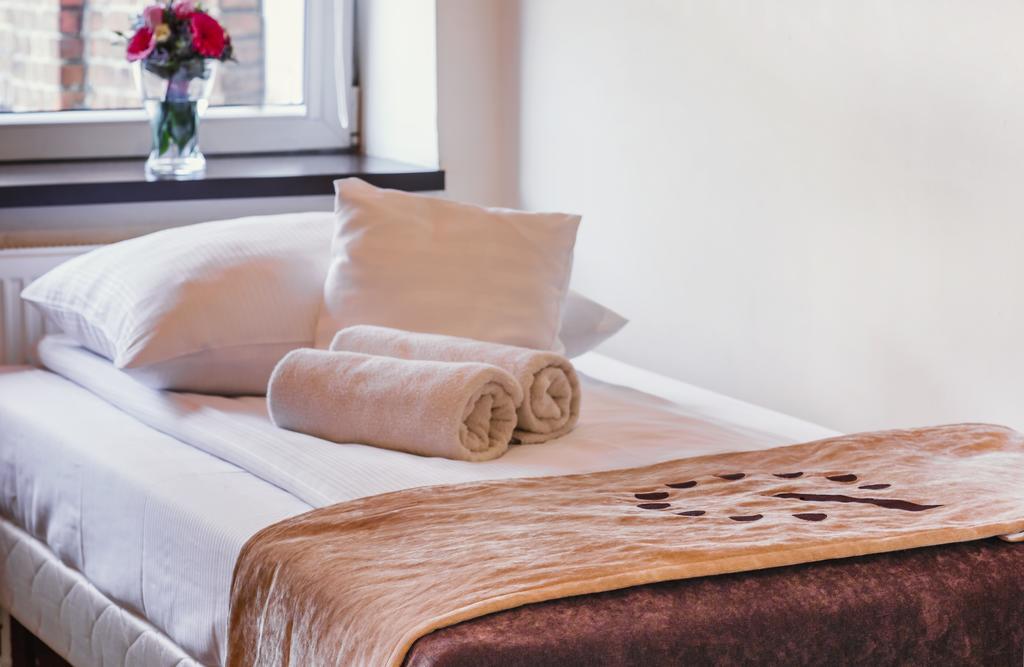 Boutique Hostel Лодзь Экстерьер фото