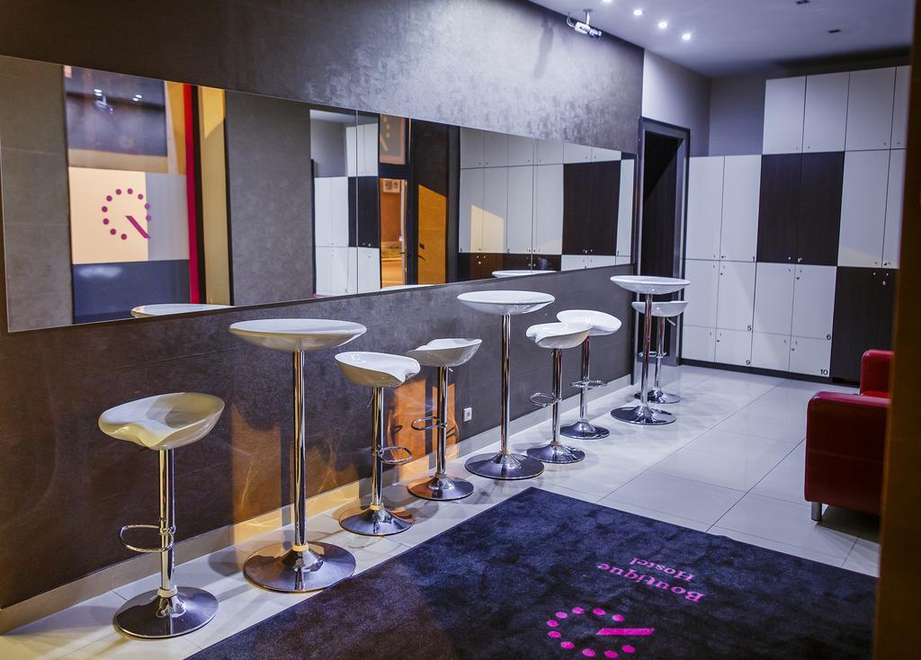 Boutique Hostel Лодзь Экстерьер фото