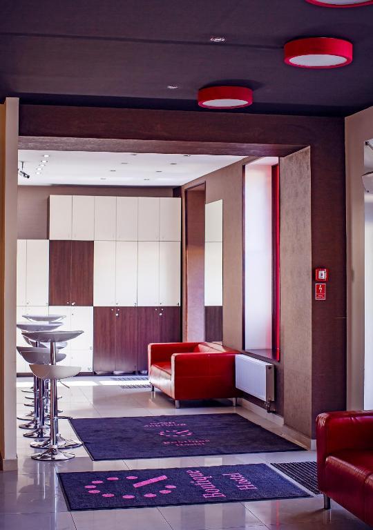 Boutique Hostel Лодзь Экстерьер фото