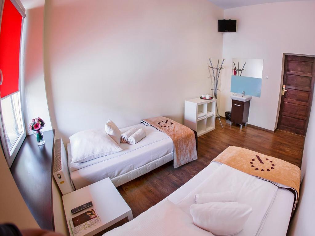 Boutique Hostel Лодзь Экстерьер фото