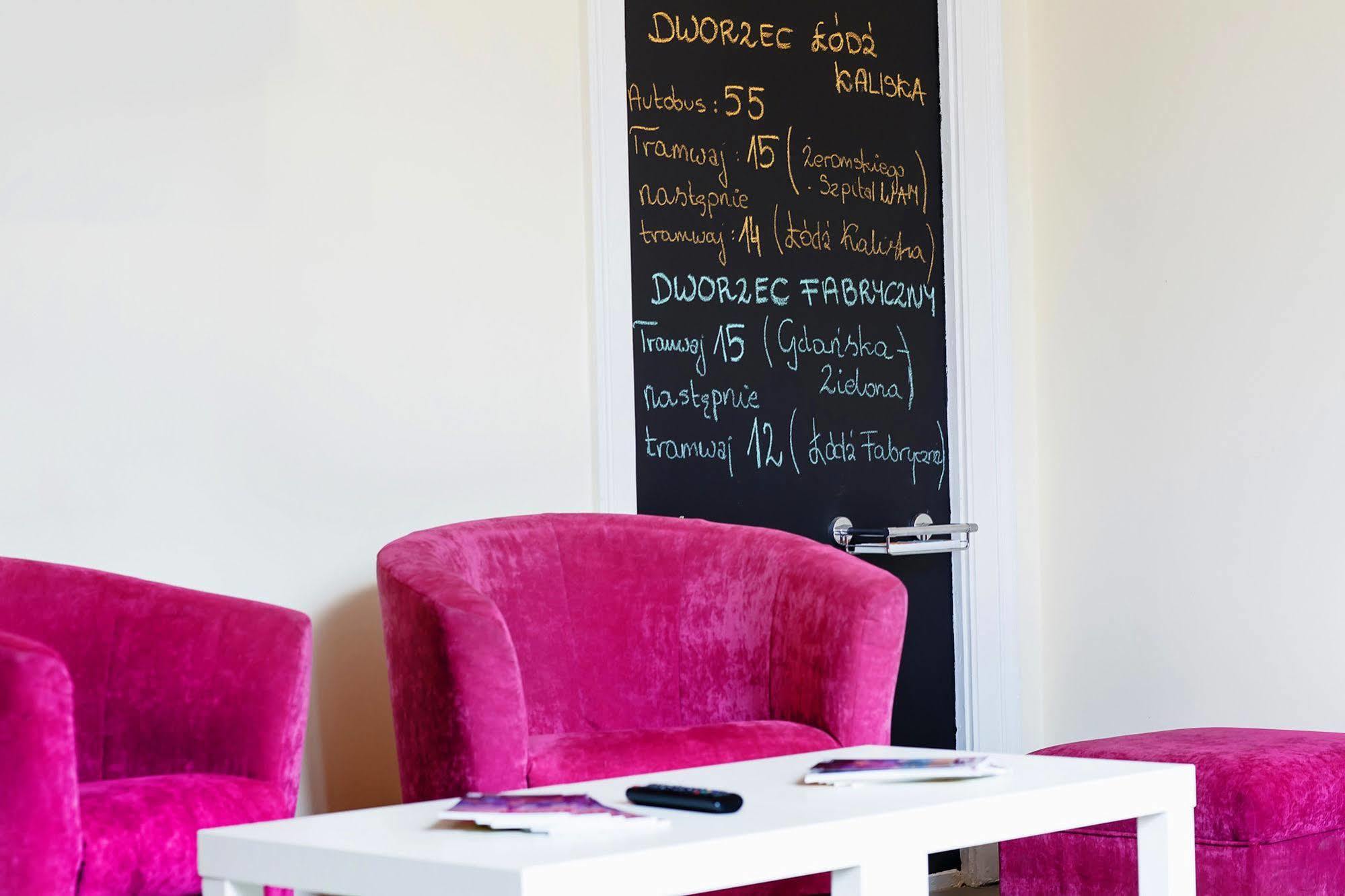 Boutique Hostel Лодзь Экстерьер фото