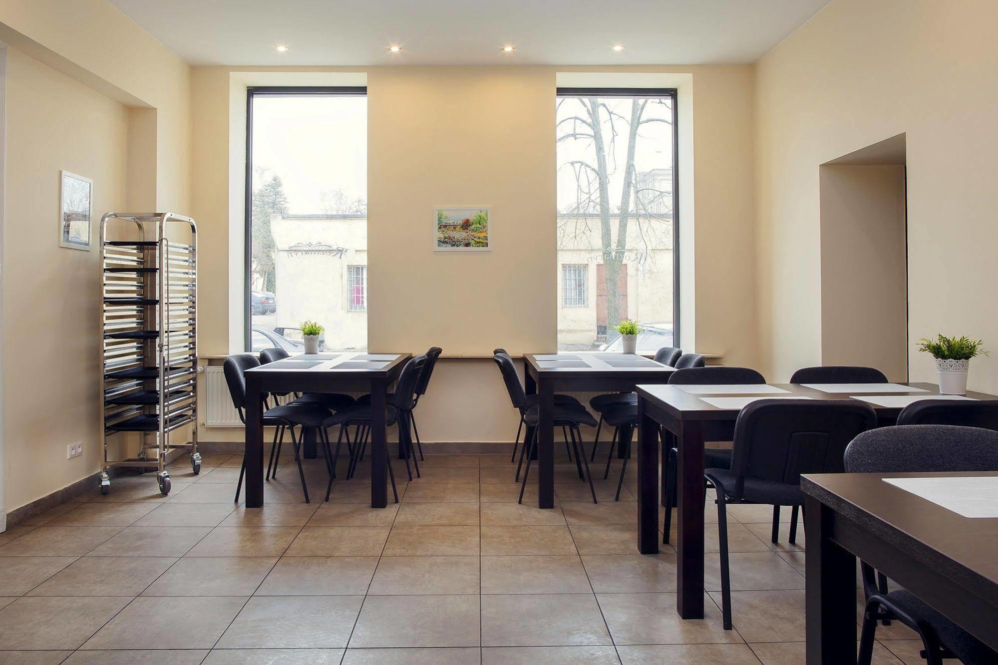 Boutique Hostel Лодзь Экстерьер фото