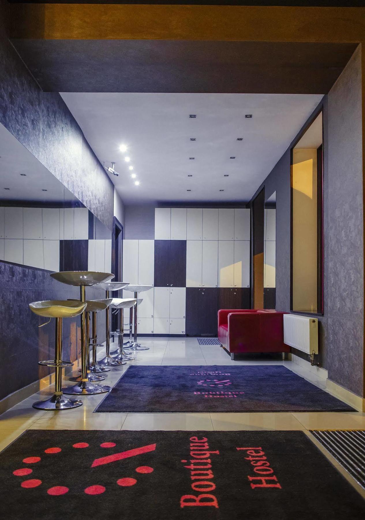 Boutique Hostel Лодзь Экстерьер фото
